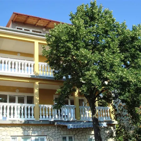 Ivan J Apartament Selce